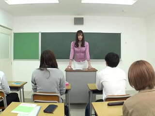 Châu á vẻ Đẹp Yurina Aizawa được nghịch ngợm trên cô ấy màu mỡ ngày trong tự DO JAV video